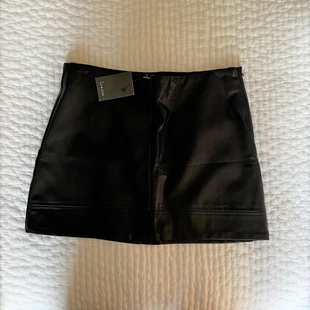 Lumière Faux Leather Mini Skirt in Black Size S